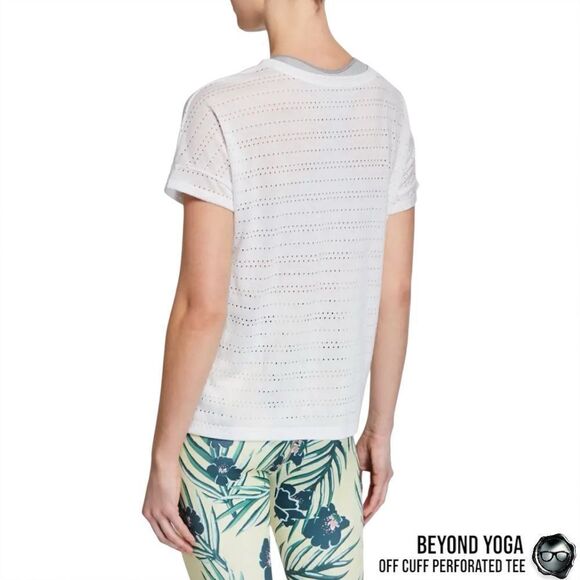 BEYOND YOGA OFF CUFF PERFORATED SHORT SLEEVE POCKET TEE SHIRT IN WHITE SIZE XS - Picture 5 of 11